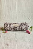 Stationary Pouch