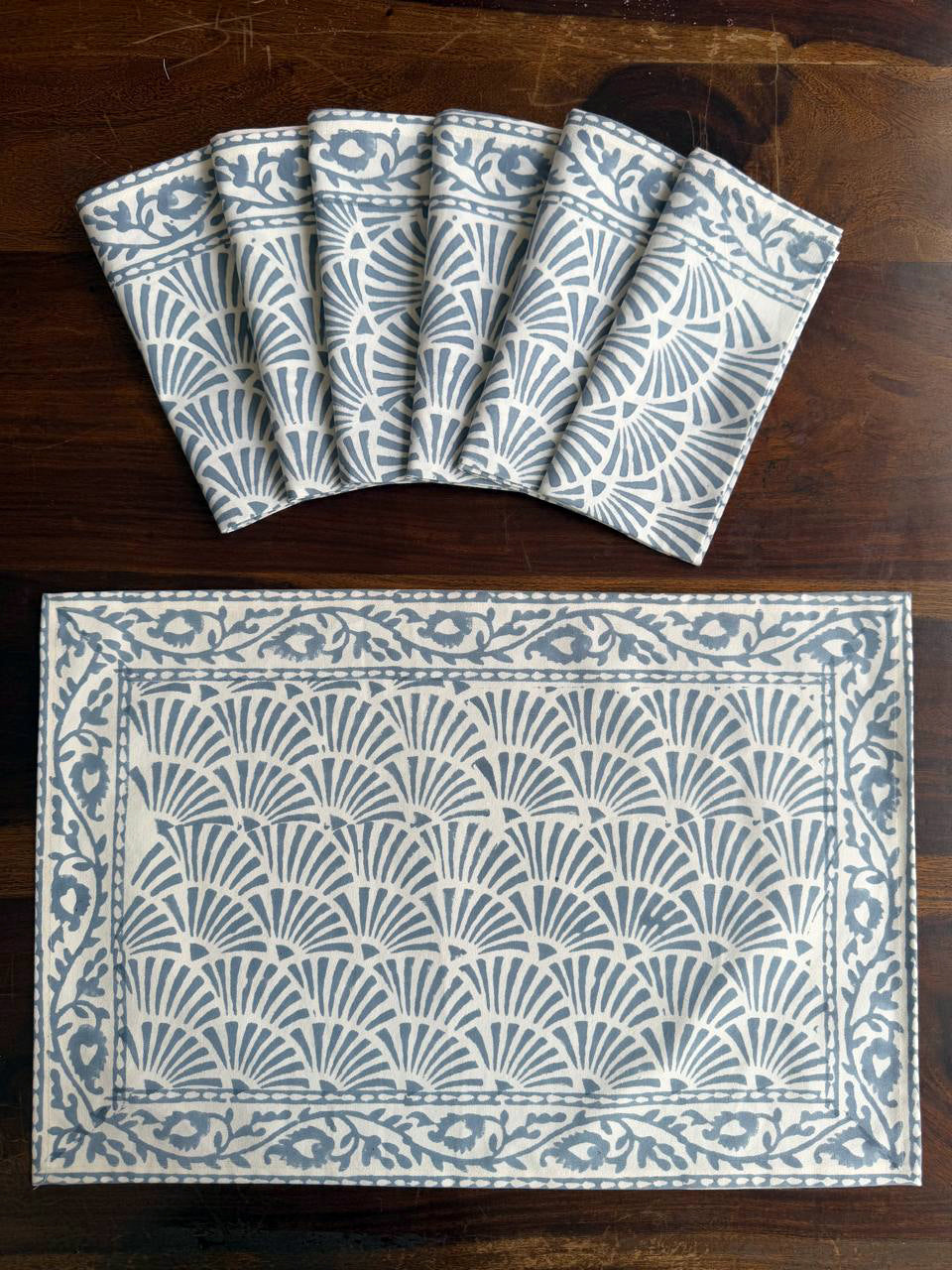 Place Mats & Napkins - set of 6